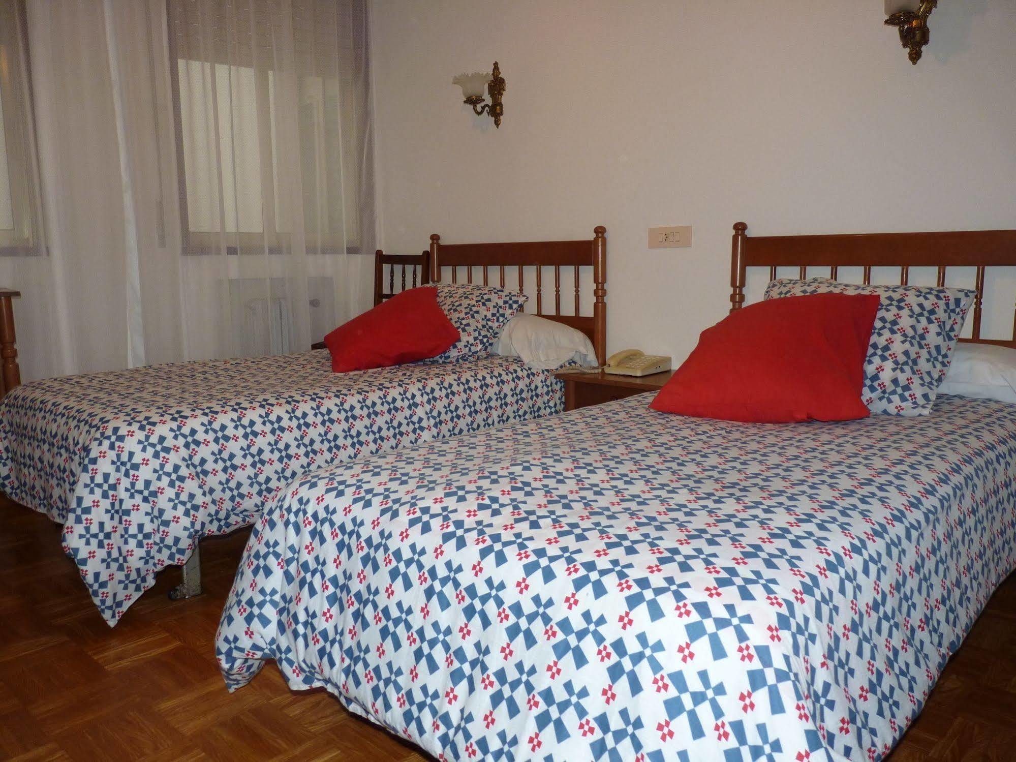 Hotel Espana Lugo Luaran gambar